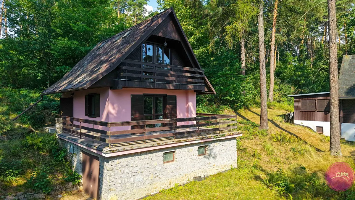 Prodej chaty 112 m², pozemek 77 m²